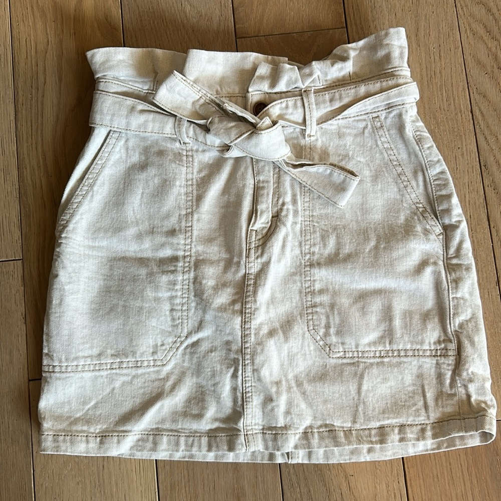 FREE PEOPLE-SPLENDOR IN THE GRASS FRONT TIE JEAN SKIRT - Picture 3 of 11